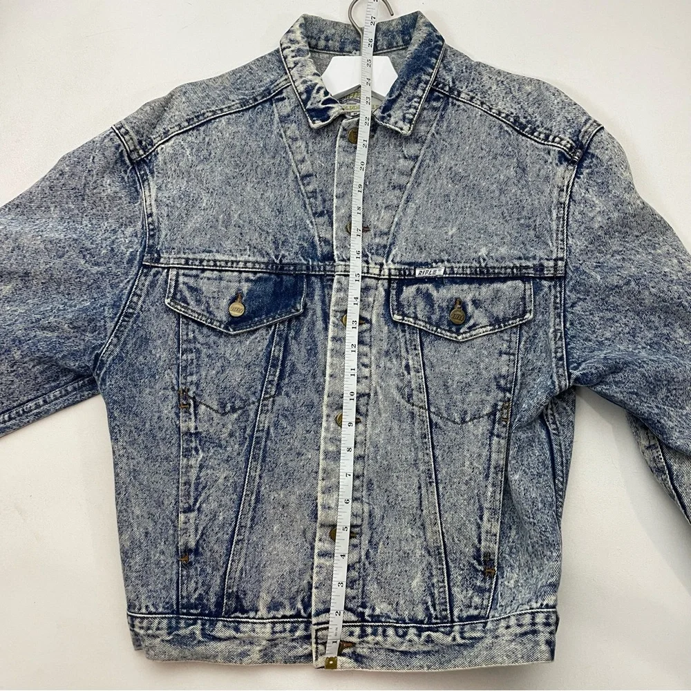 Vintage Barbie Denim Acid Wash Jean Jacket - Picture 4 of 6